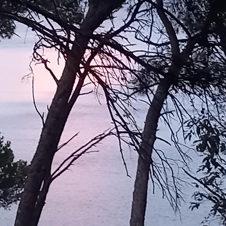 Chambre D Hote Les Heures Claires Istres Exteriör bild