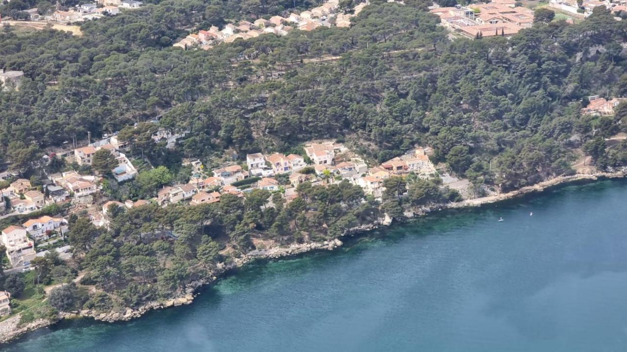 Chambre D Hote Les Heures Claires Istres Exteriör bild